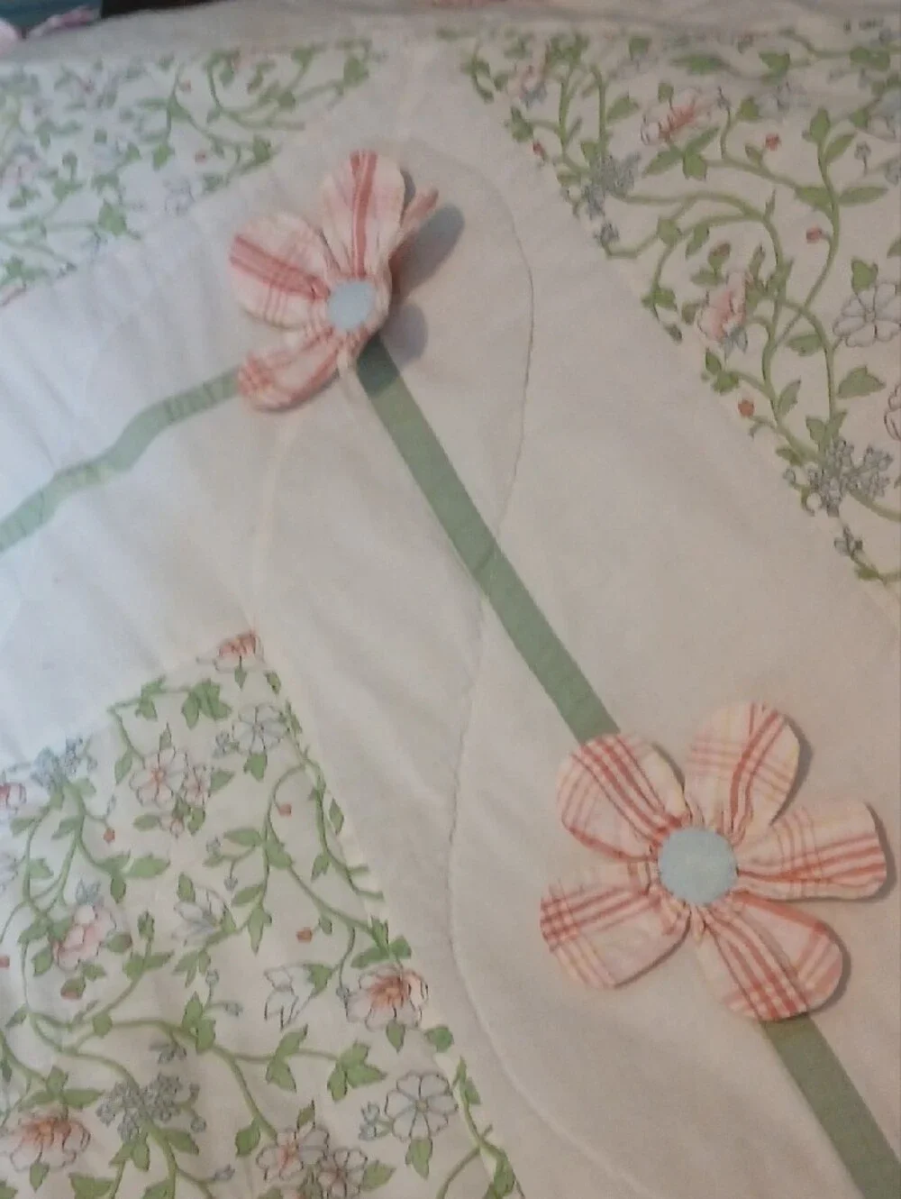 Vintage-Inspired Cream Quilt with Pink Floral Appliqués